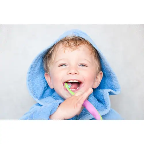 Дитяча зубна щітка: як правильно вибрати?