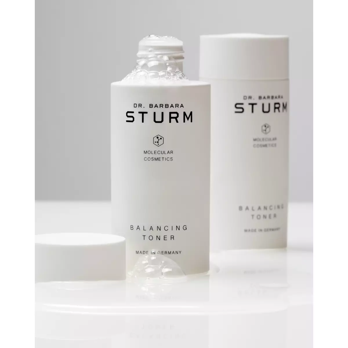 Освежающий балансирующий тоник для лица Dr. Barbara Sturm Balancing Toner