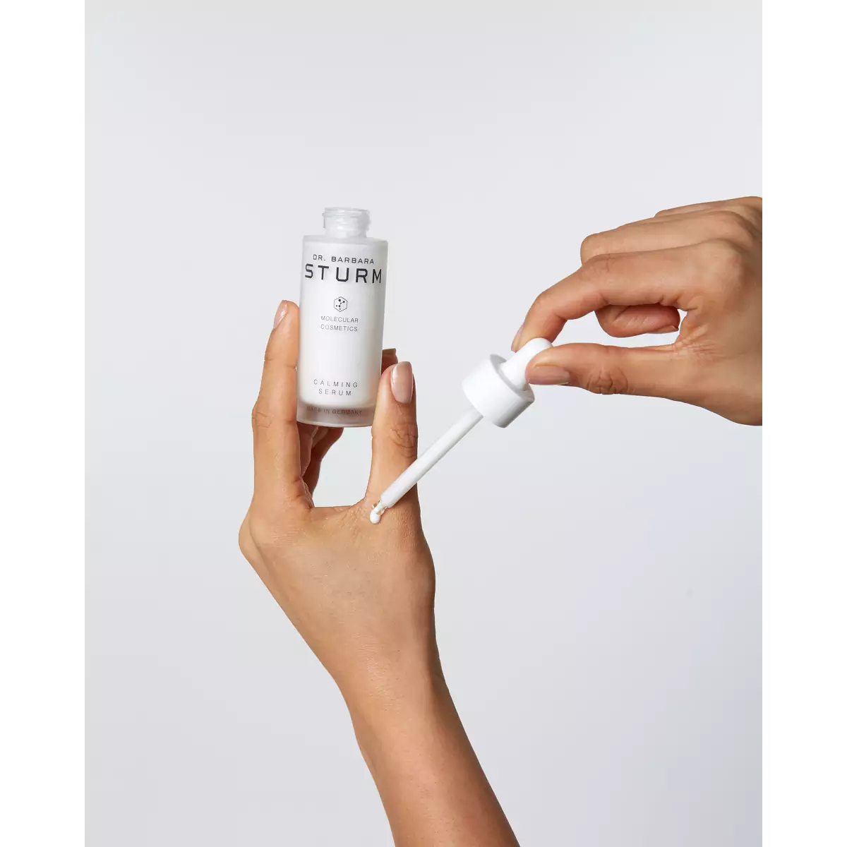 Успокаивающая сыворотка Dr. Barbara Sturm Calming Serum