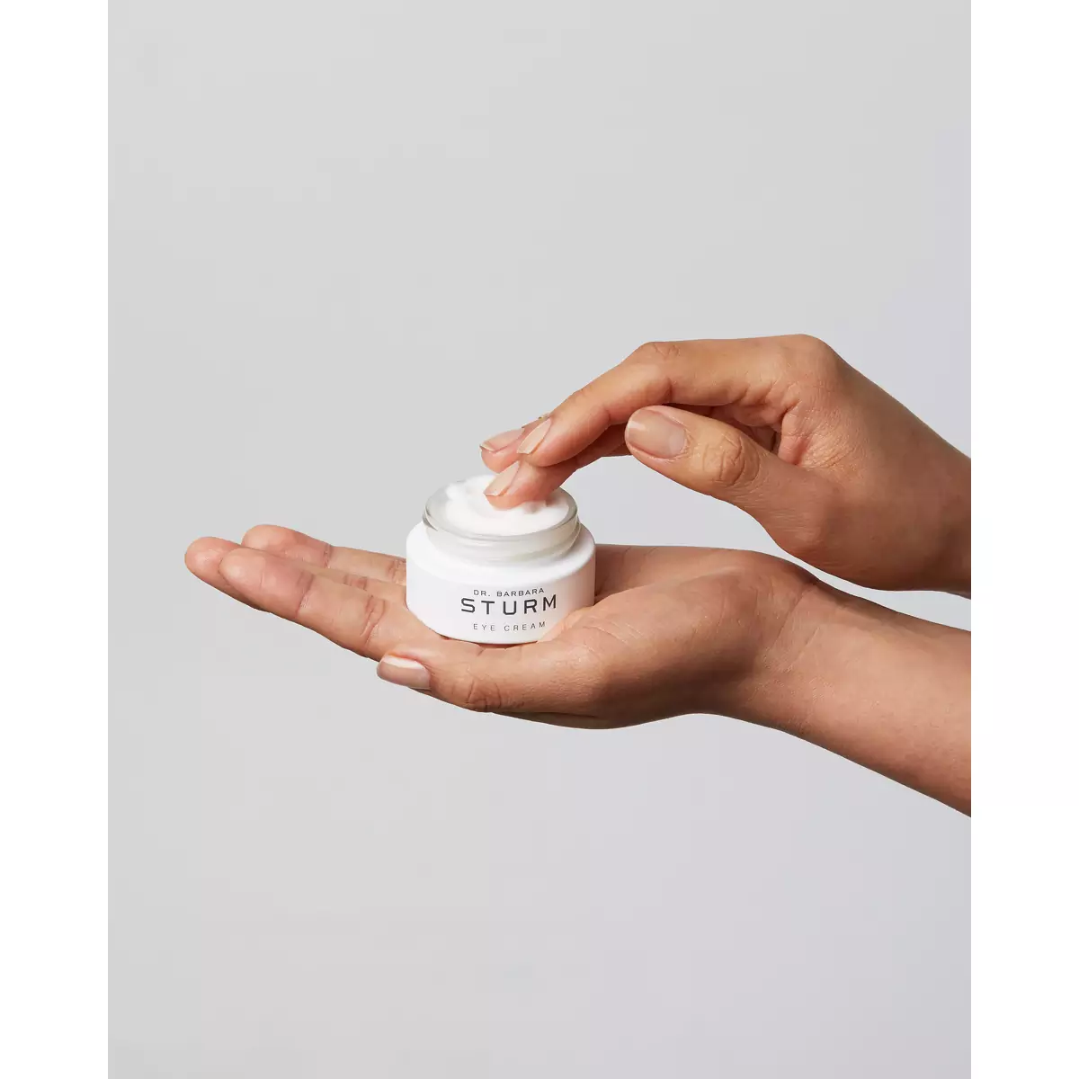 Крем для кожи вокруг глаз Dr. Barbara Sturm Eye Cream