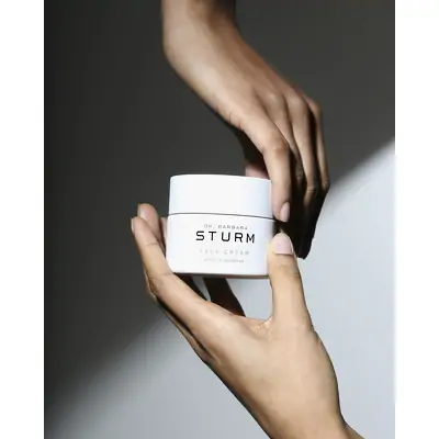 Увлажняющий разглаживающий крем для лица Dr. Barbara Sturm Face Cream