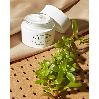 Легкий увлажняющий крем для лица Dr. Barbara Sturm Face Cream Light