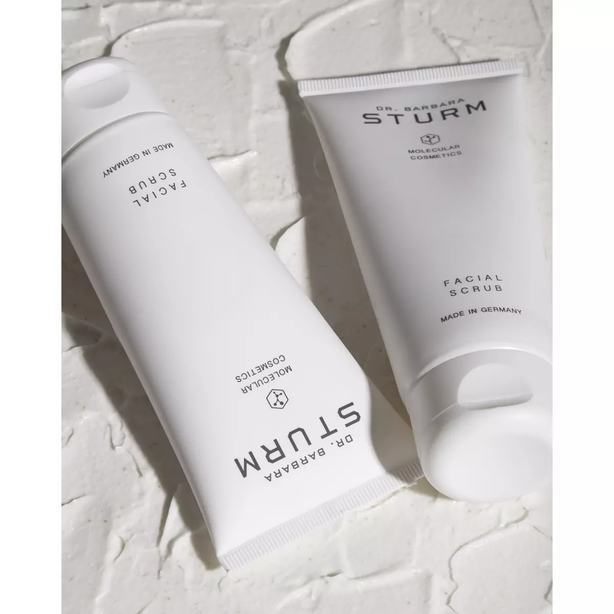 Скраб для лица Dr. Barbara Sturm Facial Scrub