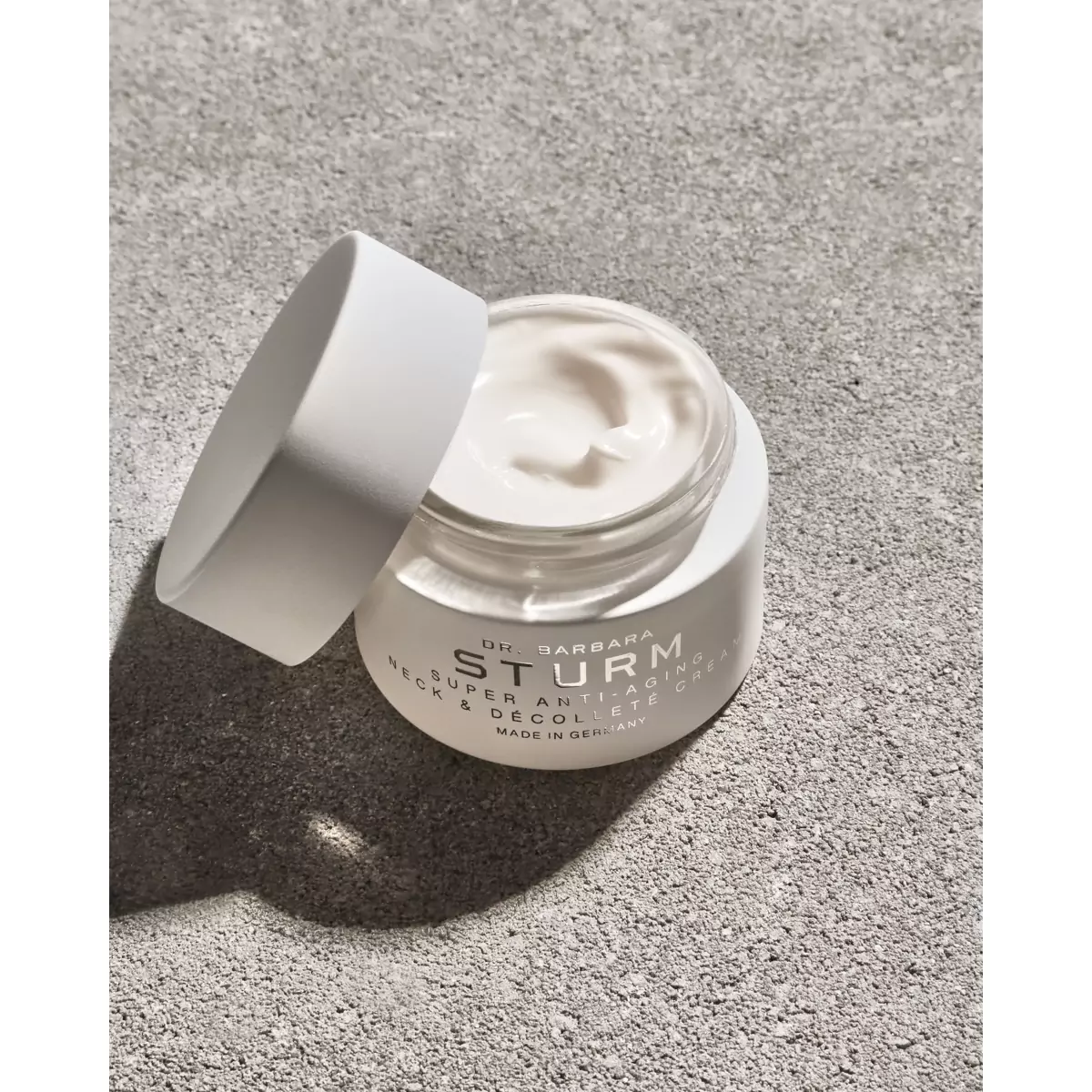 Антивозрастной крем для зоны шеи и декольте Dr. Barbara Sturm Super Anti-Aging Neck and Décolleté Cream