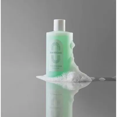 Средство для тела, подверженного сыпю и акне Rated Green Brioderme Acne Derma Wash