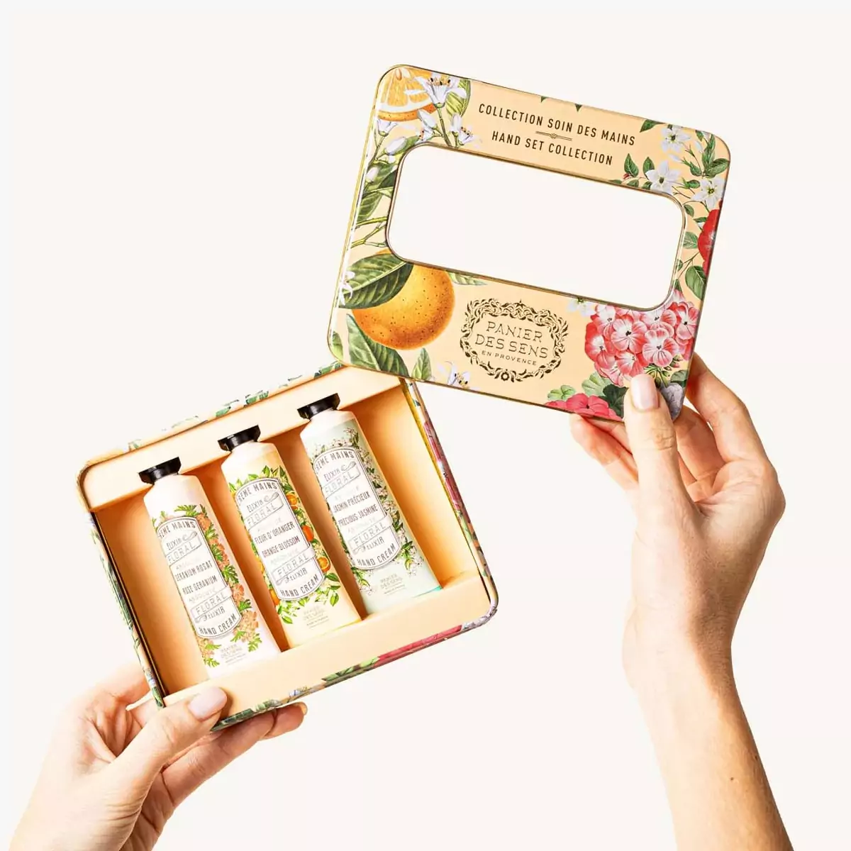 Подарочный набор Абсолютс Panier des Sens Absolutes Tin Box 3 Hand Creams - ABS21001