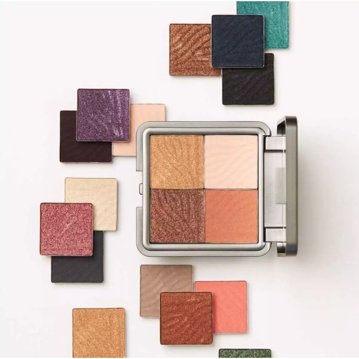 Магнитная палетка-футляр для теней/хайлайтеров Reviderm Smart Beauty Compact