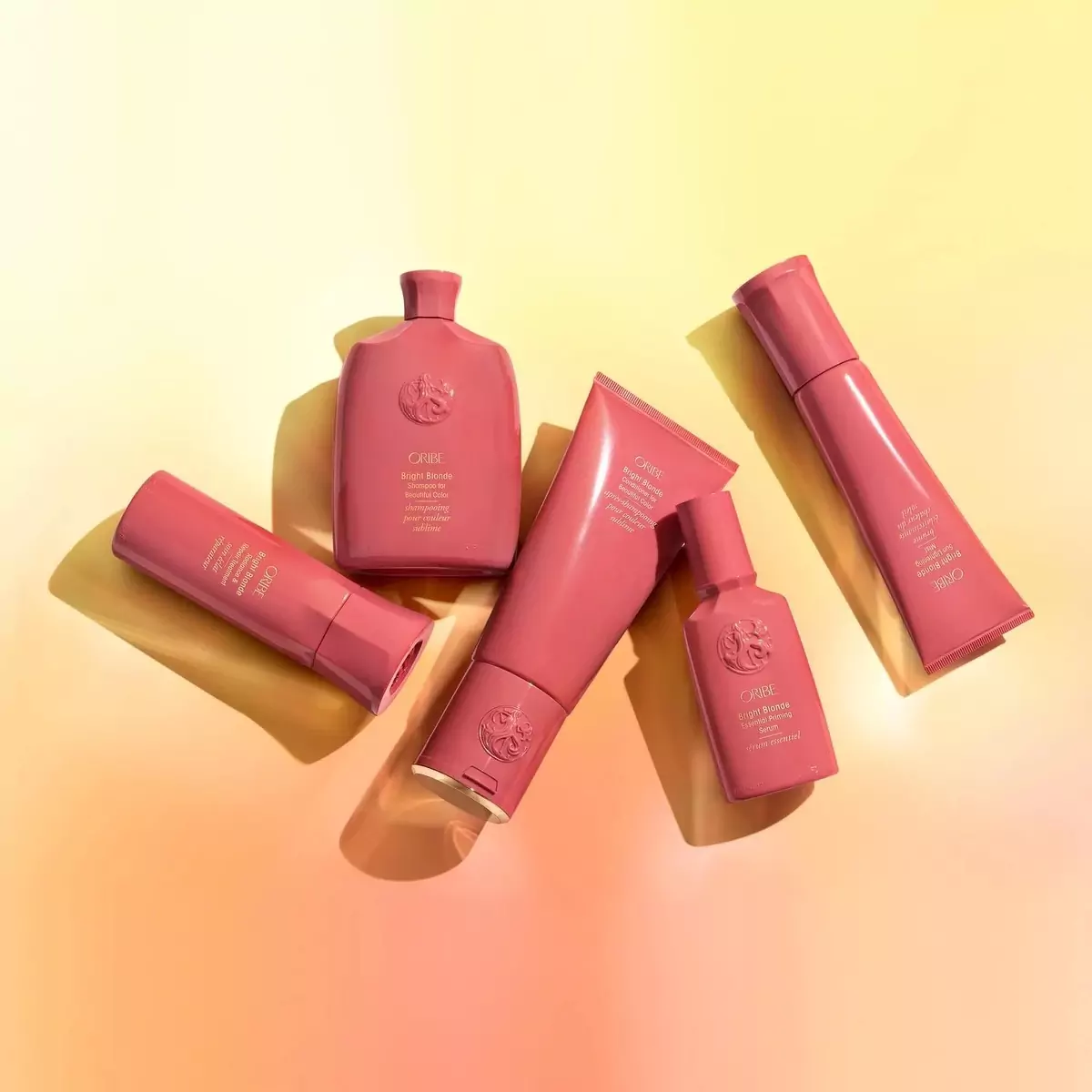 Шампунь по уходу за светлыми волосами ORIBE Bright Blonde Shampoo for Beautiful Color