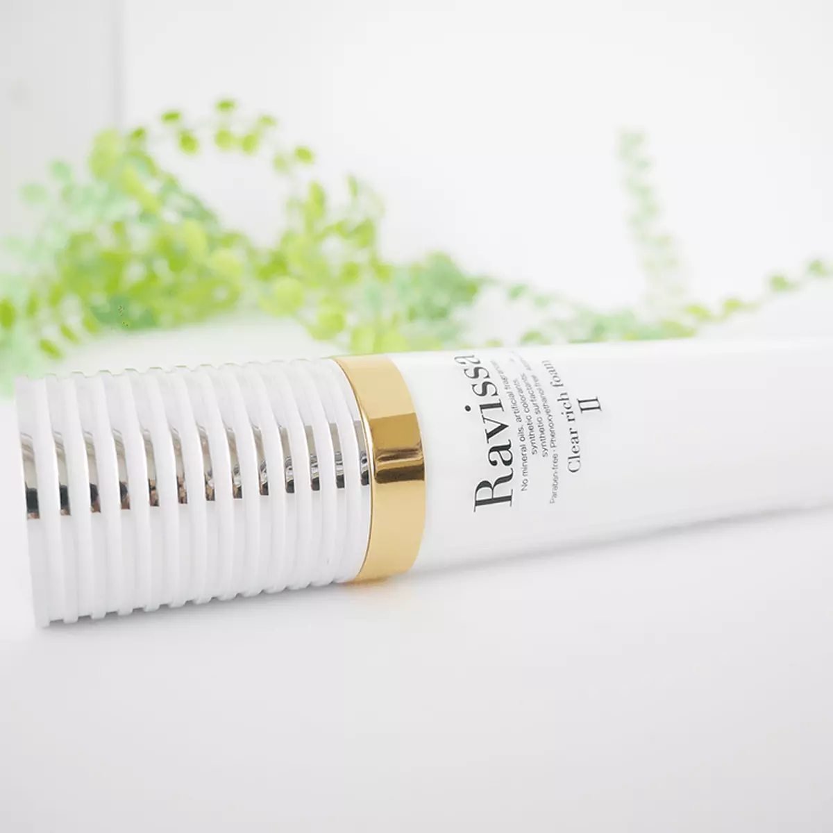 Зволожуюча очищуюча піна Ravissa Clear Rich Foam
