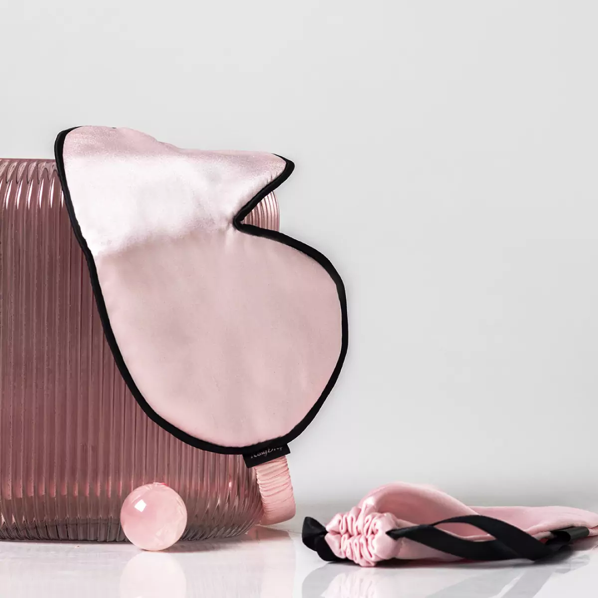 Шелковая маска для сна Rosy Drop Silk Sleep Mask