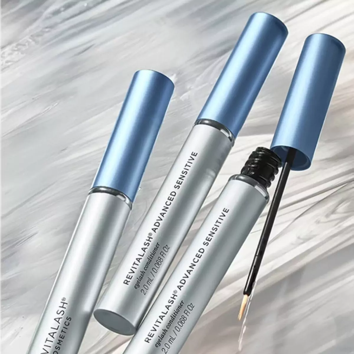 Кондиціонер-сироватка для вій Revitalash Advanced Sensitive