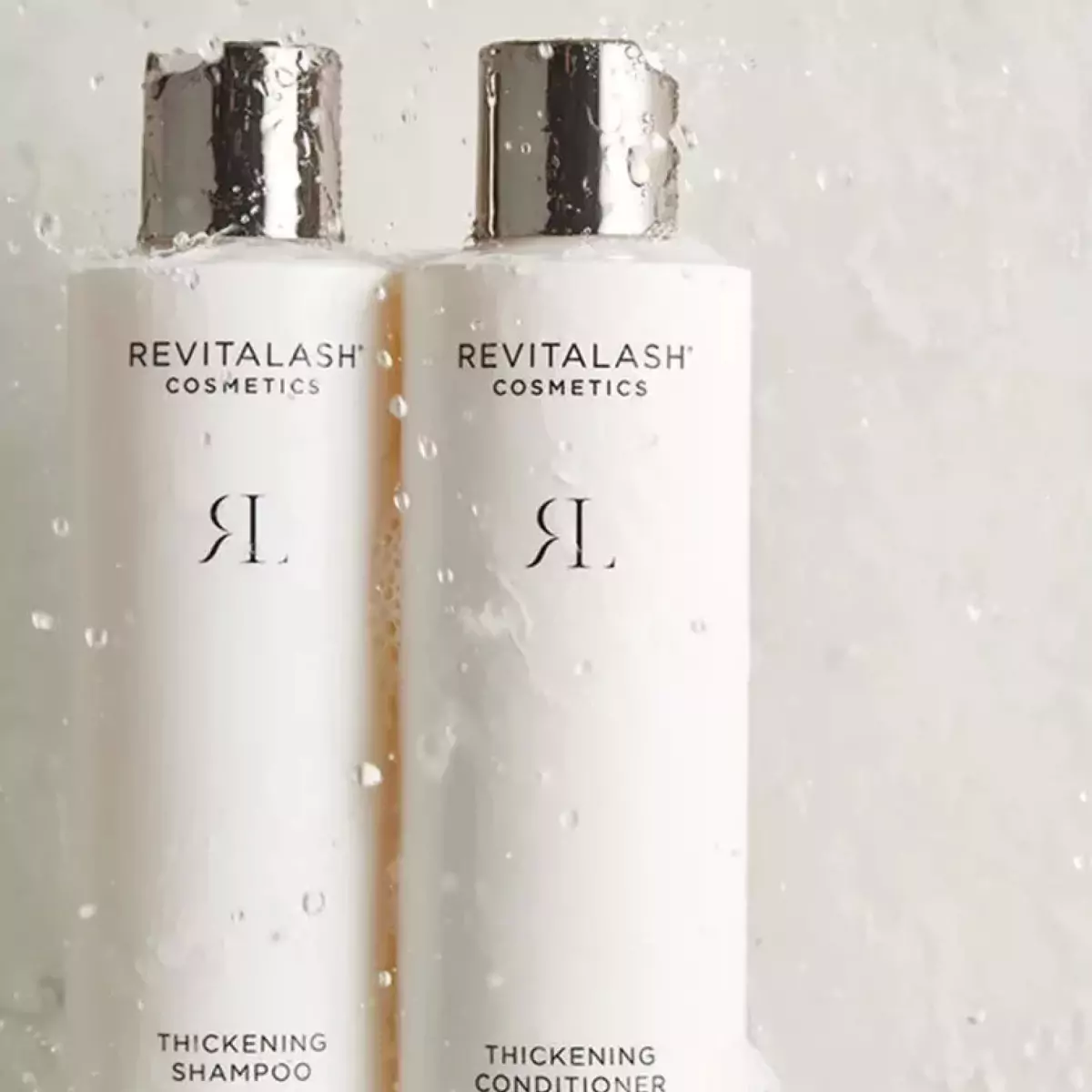 Шампунь с формулой ухода за кожей головы и увеличение объема Revitalash Thickening Shampoo