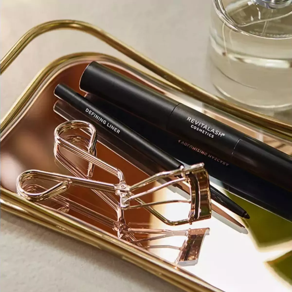 Фірмові щипці для підкручування вій Revitalash Signature Eyelash Curler