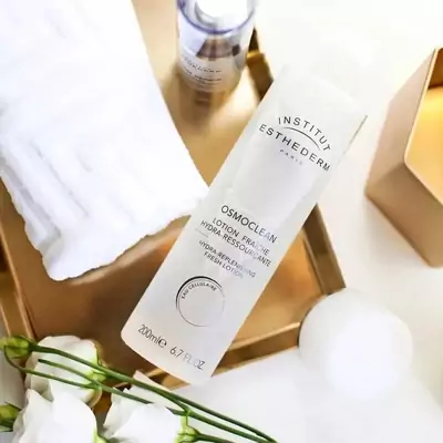 Гідровідновлювальний лосьйон Institut Esthederm Hydra-Replenishing Fresh Lotion
