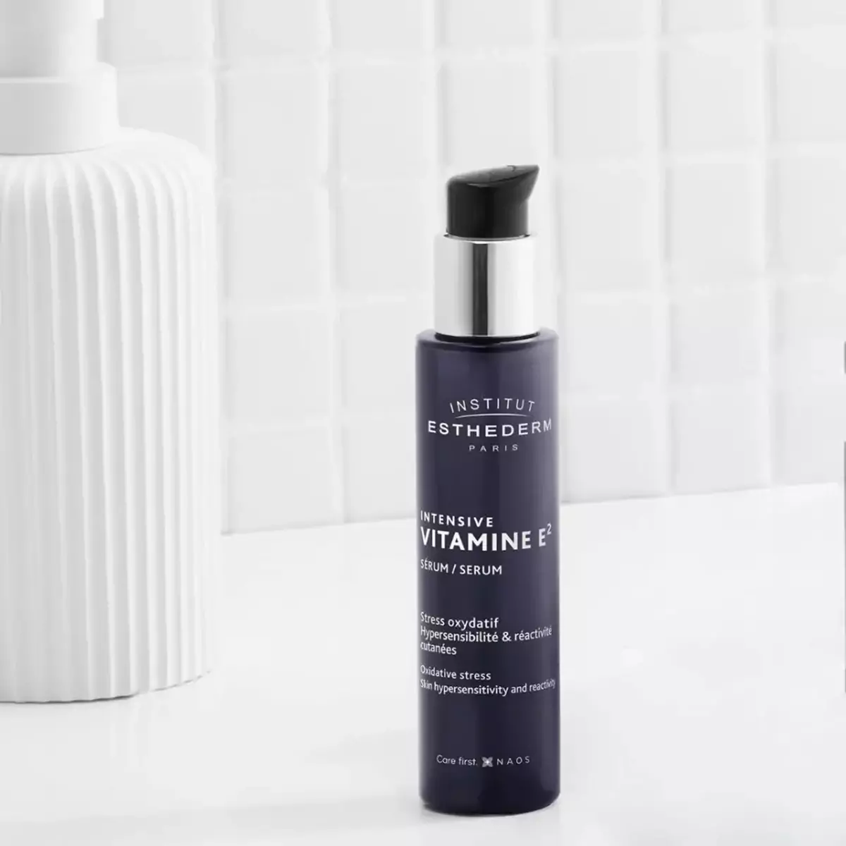 Сироватка Institut Esthederm Serum Intensive Vitamin E2 Concentrated Formula