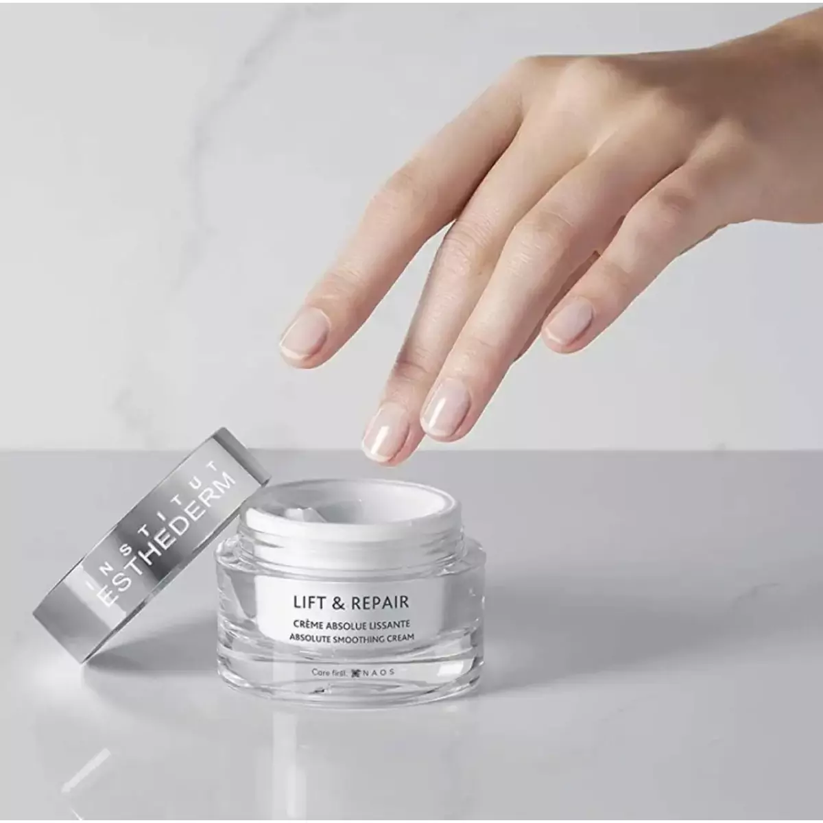 Розгладжувальний крем Institut Esthederm Lift And Repair Absolute Smoothing Cream