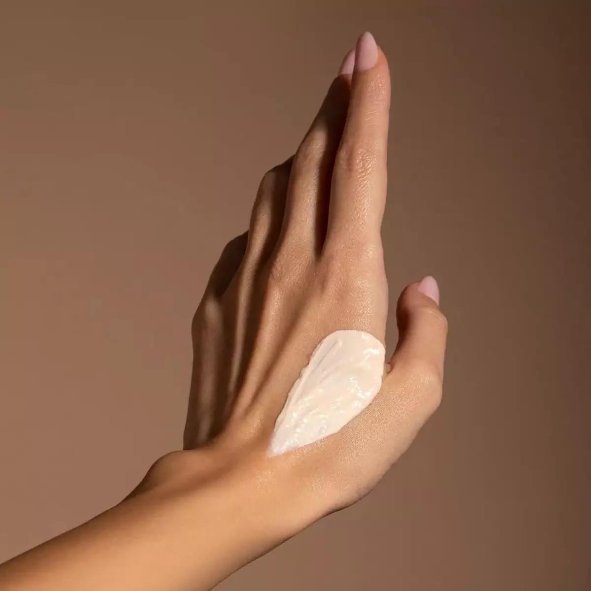 Дневной крем с защитой A.G.E. Stop Swiss Glow Protecting Sunscreen SPF50