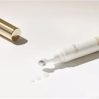 Восстанавливающий крем для кожи вокруг глаз Idenel Revitalizing Eye Cream