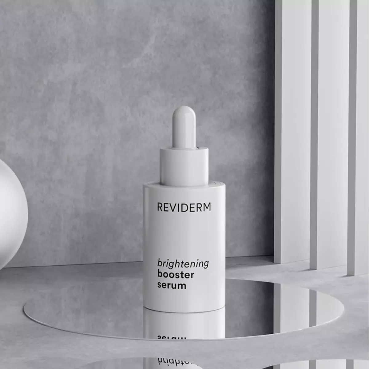 Високоефективна освітлююча бустер-сироватка Reviderm Brightening Booster Serum