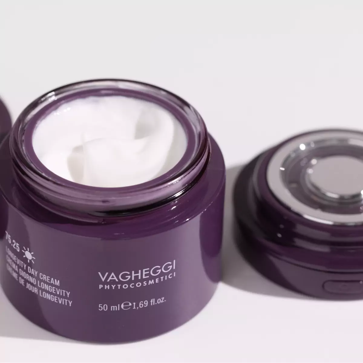 Денний крем та бустер-пристрій Vagheggi 75.25 Longevity Day Cream and Efficacy Booster Device