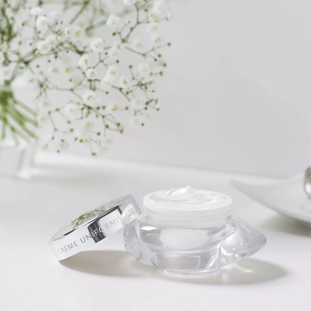Крем разглаживающий осветляющий Thalgo Brightening Cream