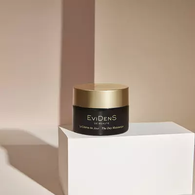 Денний зволожувальний крем EviDenS De Beaute The Day Moisturizer