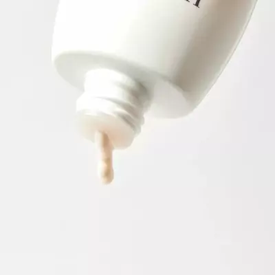 Розгладжуючий і підтягуючий лосьйон для тіла Juvena SMOOTHING AND FIRMING BODY LOTION Daily Adoration