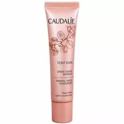 Увлажняющий тонирующий крем для светлой кожи Caudalie