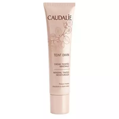 Увлажняющий тонирующий крем для смуглой  кожи Caudalie