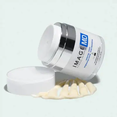 Осветляющий крем IMAGE Skincare MD Restoring Brightening Crème