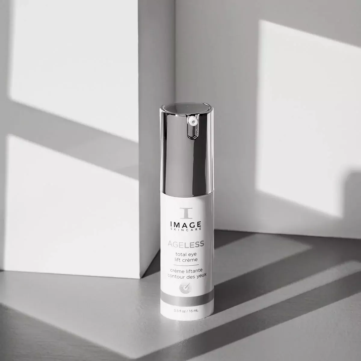 Лифтинговый крем для век с ретинолом IMAGE Skincare AGELESS Total Eye Lift Crème with SCT 