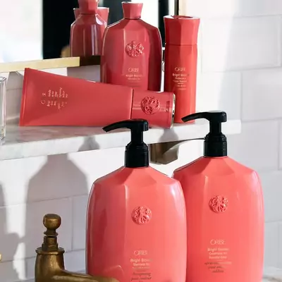 Шампунь по уходу за светлыми волосами ORIBE Bright Blonde Shampoo for Beautiful Color