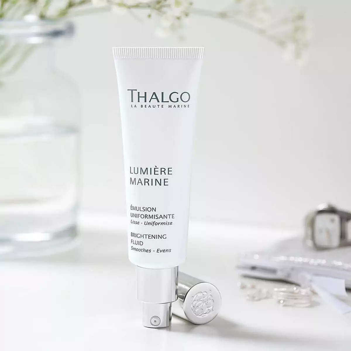 Эмульсия разглаживающая осветляющая Thalgo Brightening Fluid