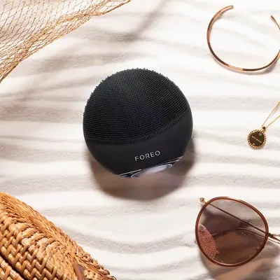 Модернізований очищуючий масажер для обличчя FOREO LUNA mini 3 Midnight